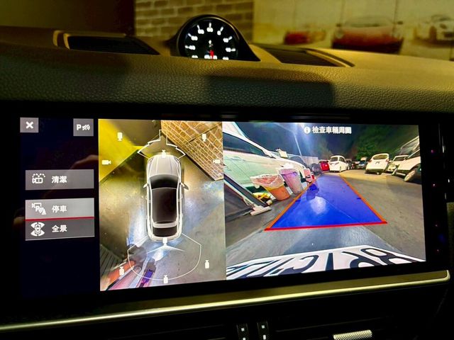 PORSCHE保時捷 CAYENNE  第18張相片