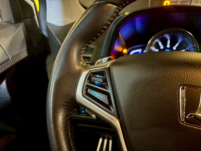 LUXGEN納智捷 U6 TURBO  第14張相片