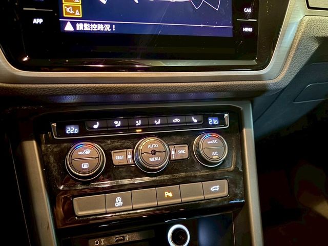 VOLKSWAGEN福斯 TOURAN  第20張相片
