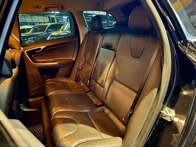 VOLVO富豪 XC60  第11張相片