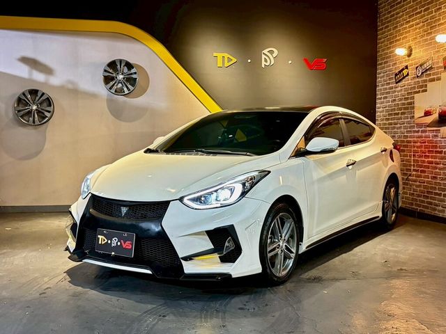 HYUNDAI現代 ELANTRA  第1張相片