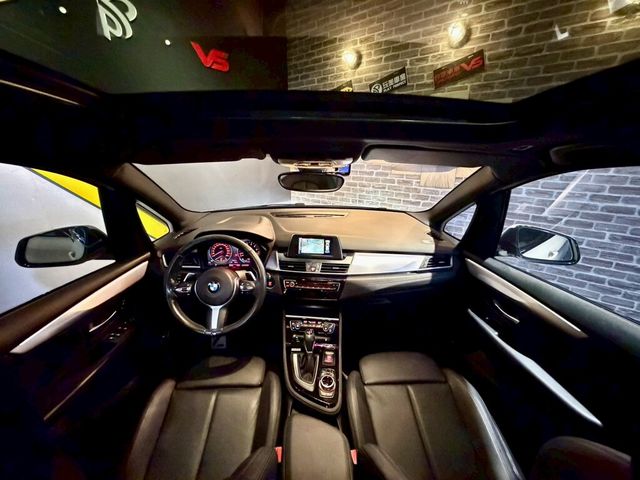 BMW寶馬 220I  第8張相片