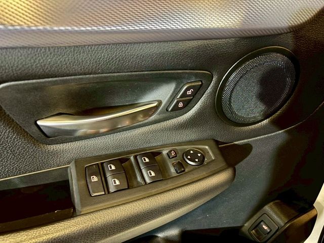 BMW寶馬 220I  第12張相片