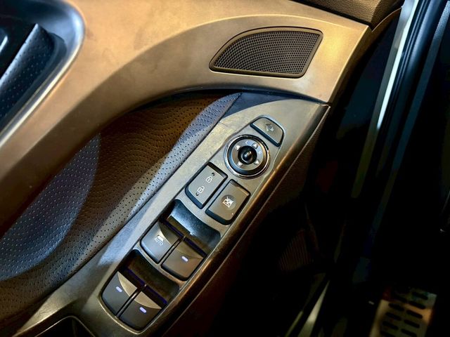 HYUNDAI現代 ELANTRA  第11張相片