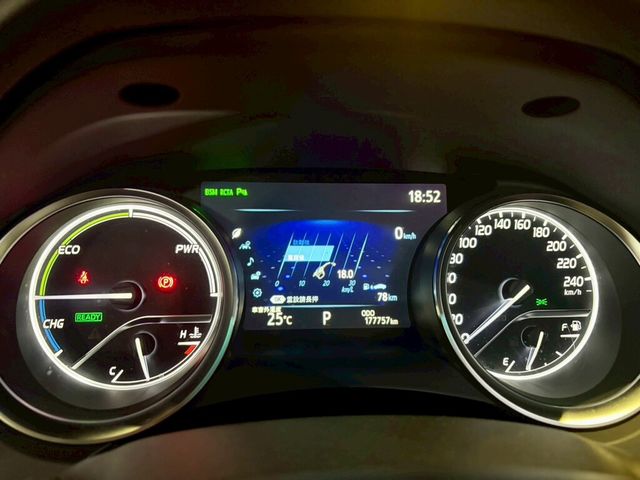 TOYOTA豐田 CAMRY HYBRID  第14張相片