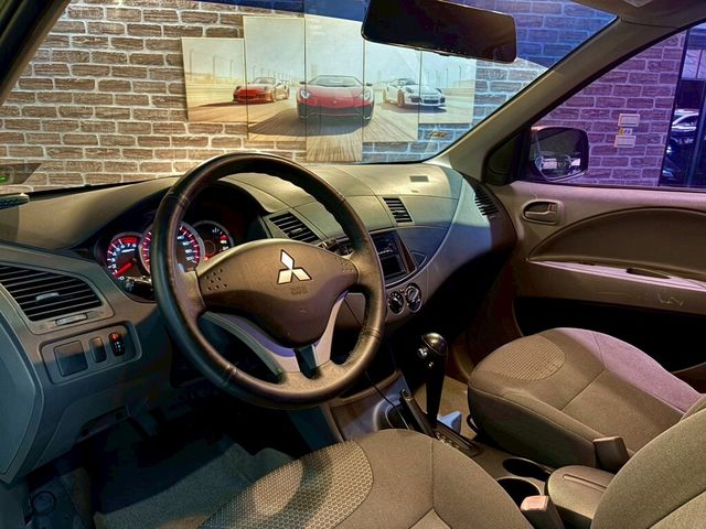MITSUBISHI三菱 ZINGER  第8張相片