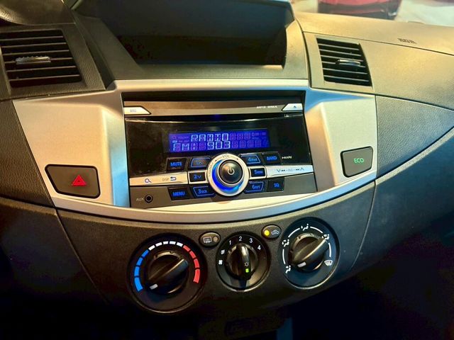 MITSUBISHI三菱 ZINGER  第15張相片