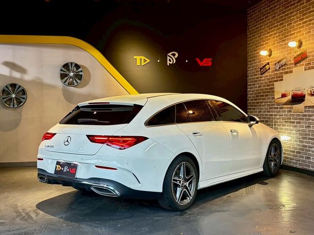 M-BENZ賓士 CLA200 SHOOTING BRAKE  第2張相片