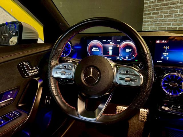 M-BENZ賓士 CLA200 SHOOTING BRAKE  第15張相片