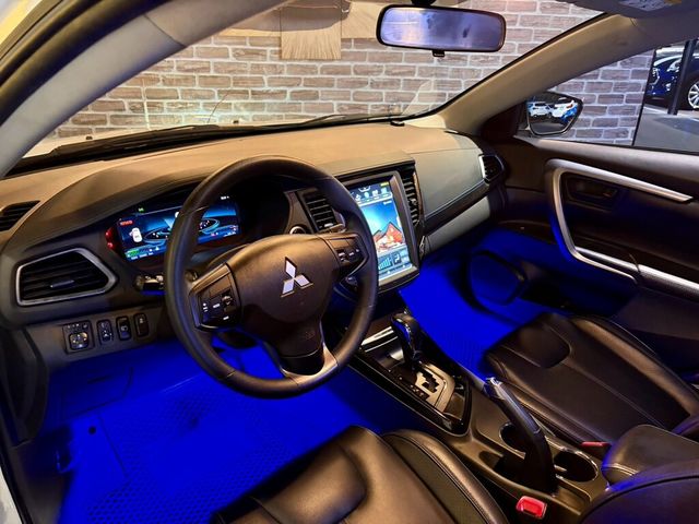 MITSUBISHI三菱 GRAND LANCER  第8張相片