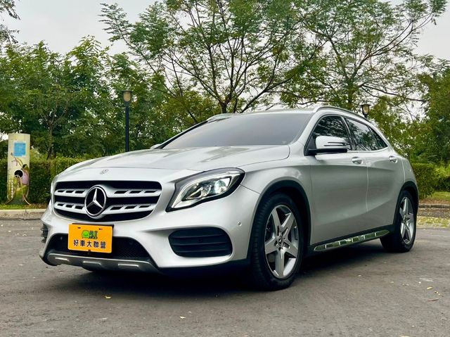 M-BENZ賓士 GLA180  第1張相片