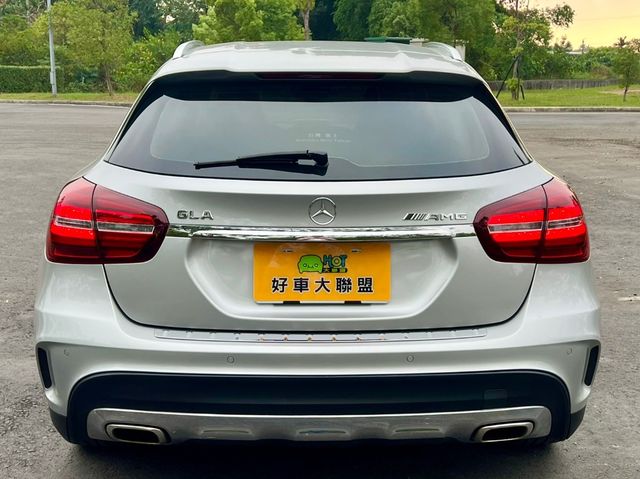 M-BENZ賓士 GLA180  第5張相片