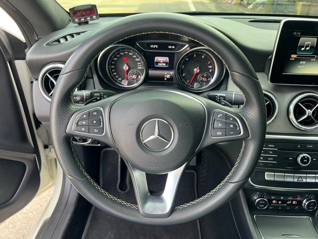 M-BENZ賓士 CLA200 SHOOTING BRAKE  第13張相片