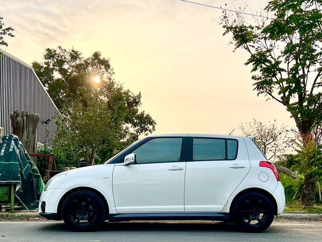 SUZUKI鈴木 SWIFT  第3張相片