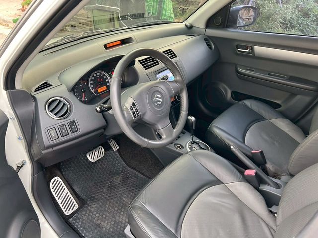 SUZUKI鈴木 SWIFT  第7張相片