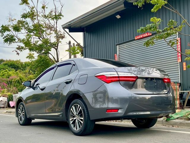 TOYOTA豐田 ALTIS  第4張相片