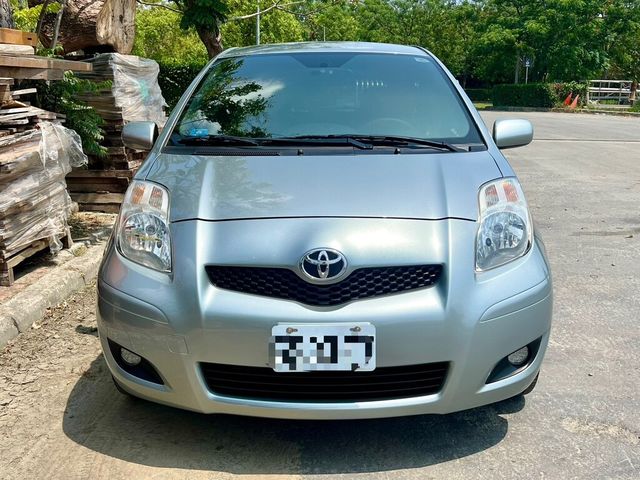 TOYOTA豐田 YARIS  第2張相片