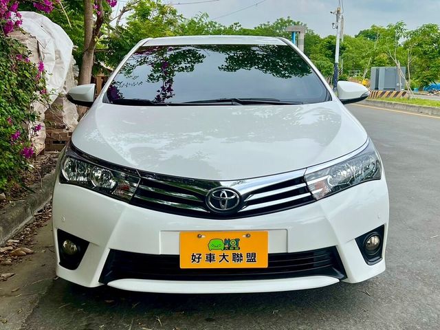 TOYOTA豐田 ALTIS  第2張相片