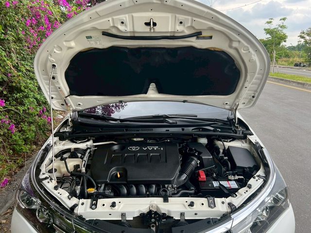 TOYOTA豐田 ALTIS  第6張相片