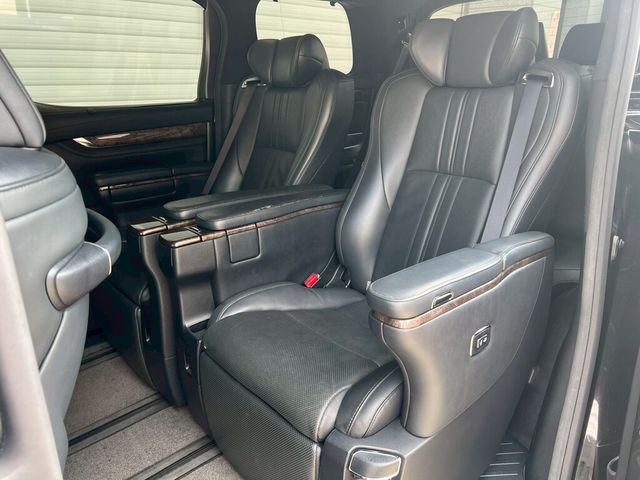 TOYOTA豐田 ALPHARD  第10張相片