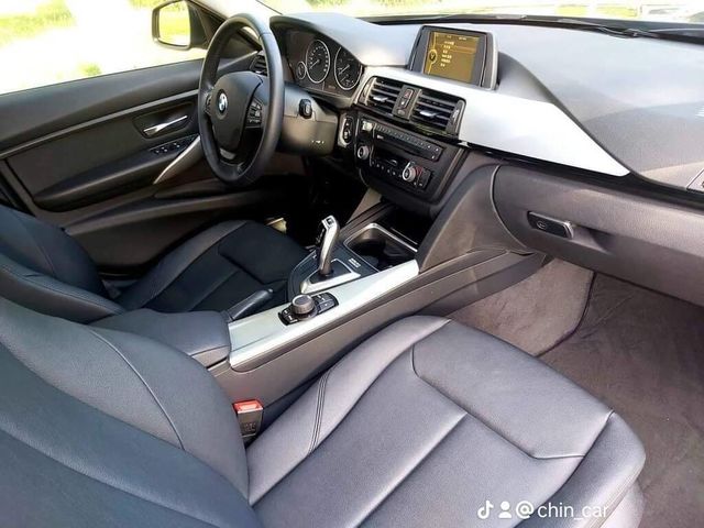 BMW寶馬 316I  第7張相片