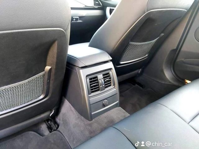 BMW寶馬 316I  第14張相片