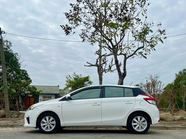 TOYOTA豐田 YARIS  第3張相片