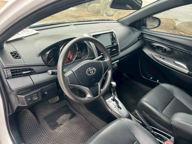 TOYOTA豐田 YARIS  第7張相片