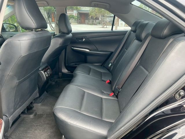 TOYOTA豐田 CAMRY  第9張相片