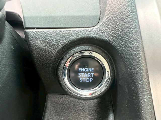 TOYOTA豐田 CAMRY  第14張相片