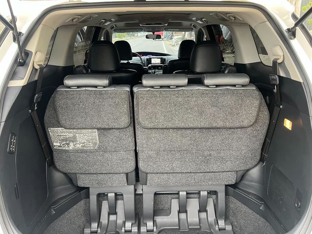 TOYOTA豐田 PREVIA  第7張相片