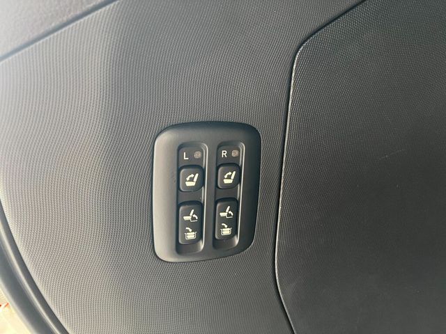 TOYOTA豐田 PREVIA  第13張相片