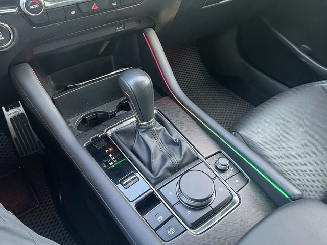 MAZDA馬自達 MAZDA 3  第15張相片
