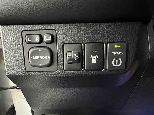 TOYOTA豐田 RAV4  第5張相片