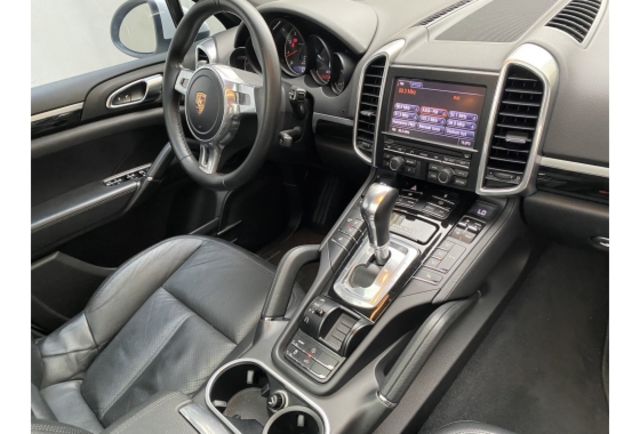 Porsche Cayenne  第3張相片