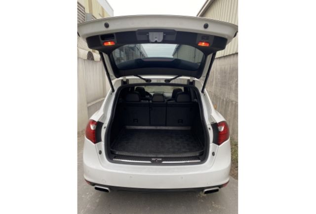 Porsche Cayenne  第6張相片
