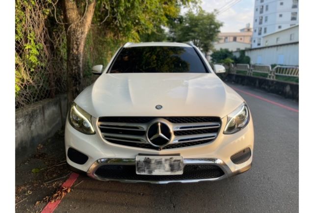 Benz GLC250  第2張相片