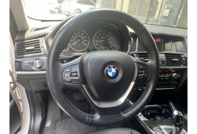 BMW X3  第9張相片