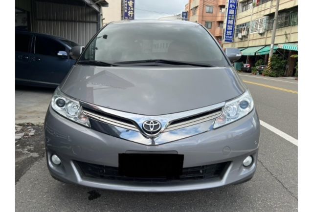 Toyota PREVIA  第4張相片