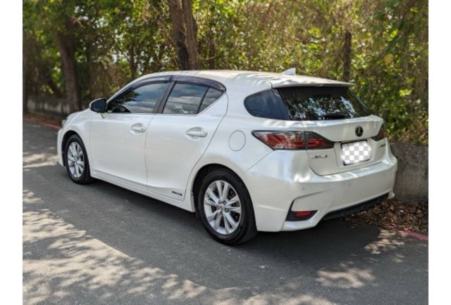 Lexus CT200h  第3張相片