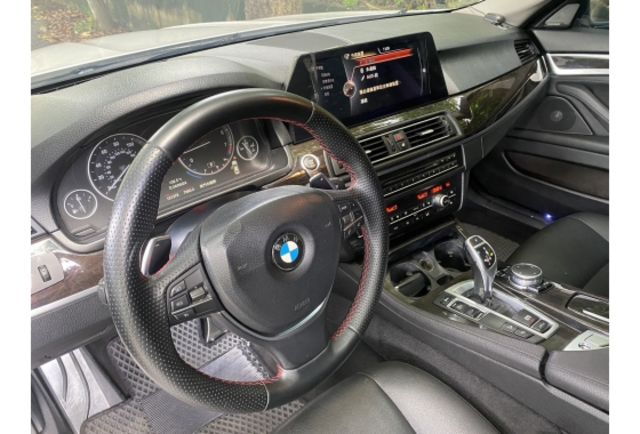 BMW 528I  第8張相片