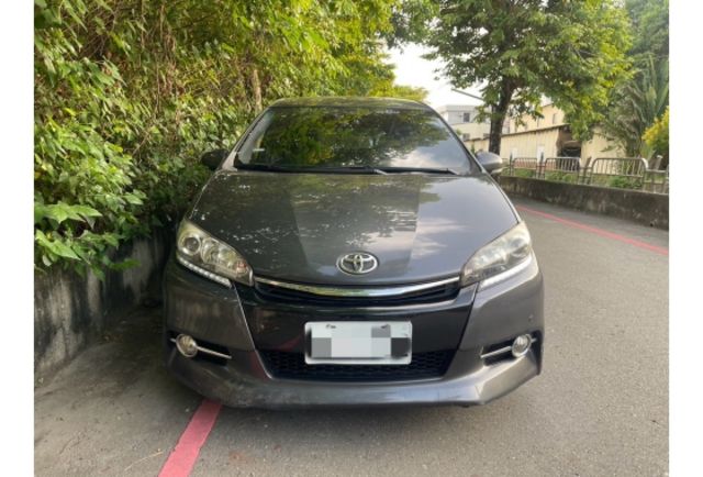 Toyota WISH  第2張相片