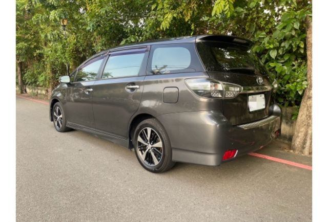 Toyota WISH  第3張相片