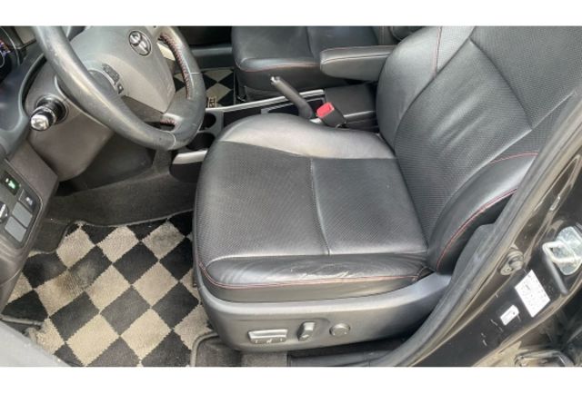 Toyota WISH  第5張相片