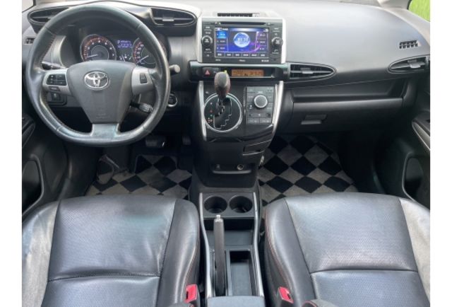 Toyota WISH  第6張相片