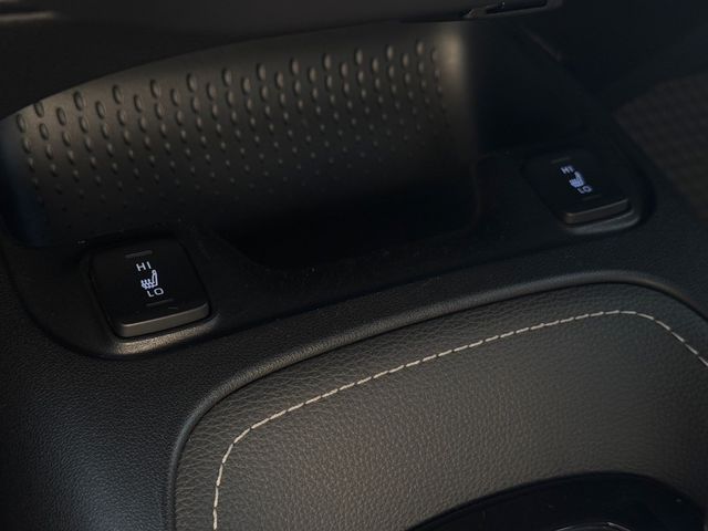 TOYOTA豐田 AURIS  第3張相片