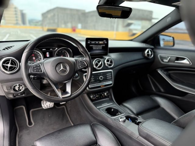 M-BENZ賓士 GLA250  第8張相片