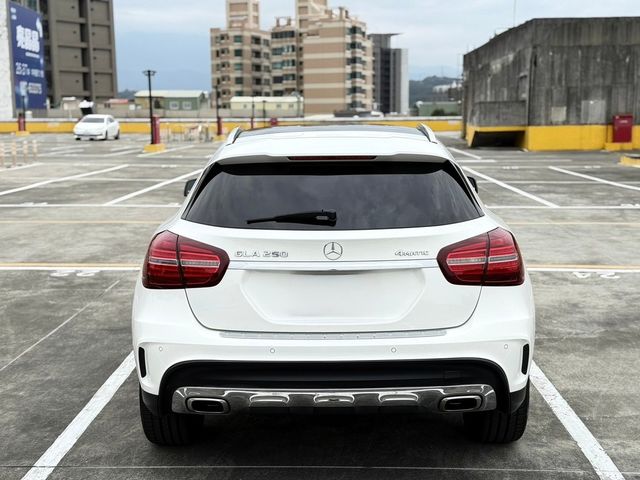 M-BENZ賓士 GLA250  第12張相片