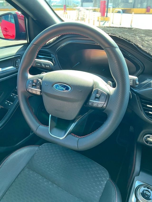 FORD福特 FOCUS  第7張相片