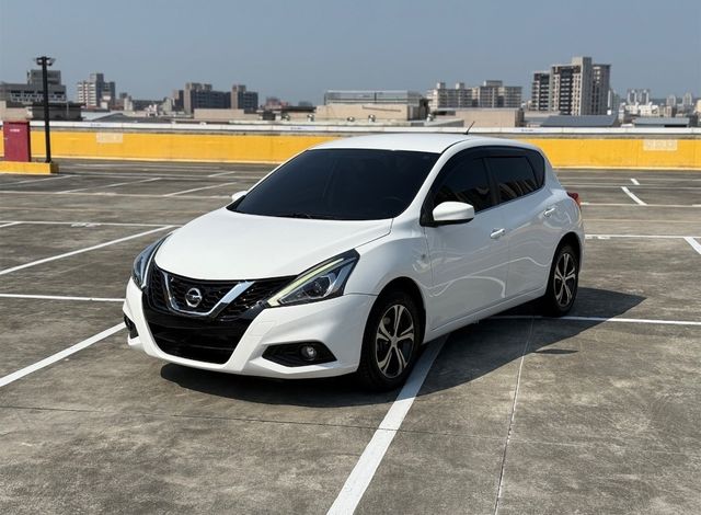 NISSAN日產 TIIDA  第1張相片